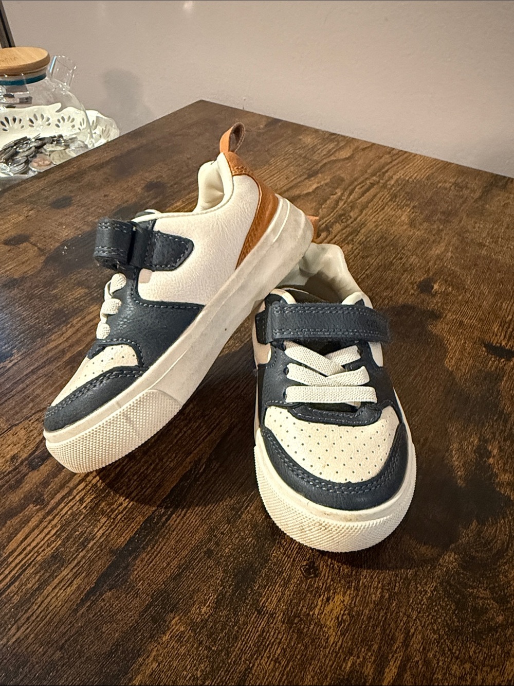 Carter’s Isak Sneakers
